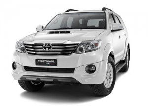 Sewa Mobil Toyota Fortuner di Bali